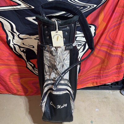 Jones Sports Co. Women playing golf theme. 6 compartment golf bag