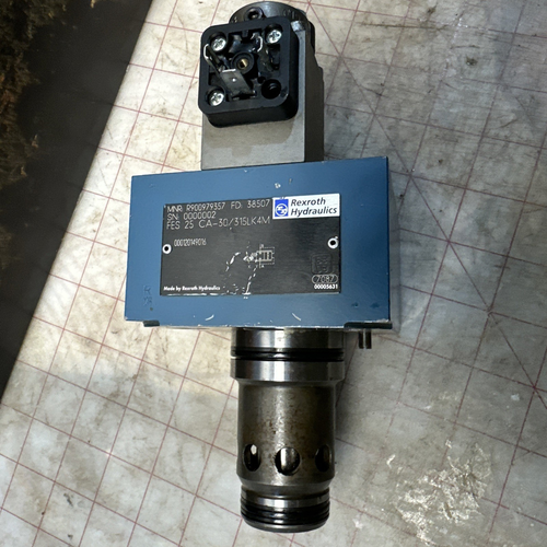 Válvula proporcional Rexroth R900979357 FES 25 CA-3X/315LK4M - Imagen 3 de 17