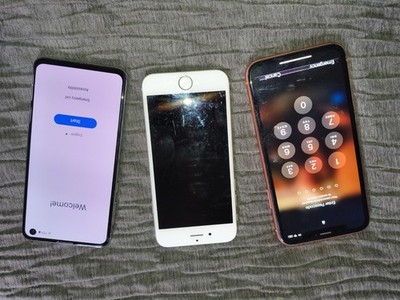3 Used Phones  Great Condition