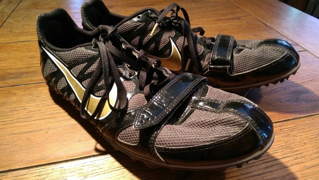 gold nike track spikes