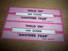 2 Ian Gomm Hold On / Another Year Jukebox Title Strip