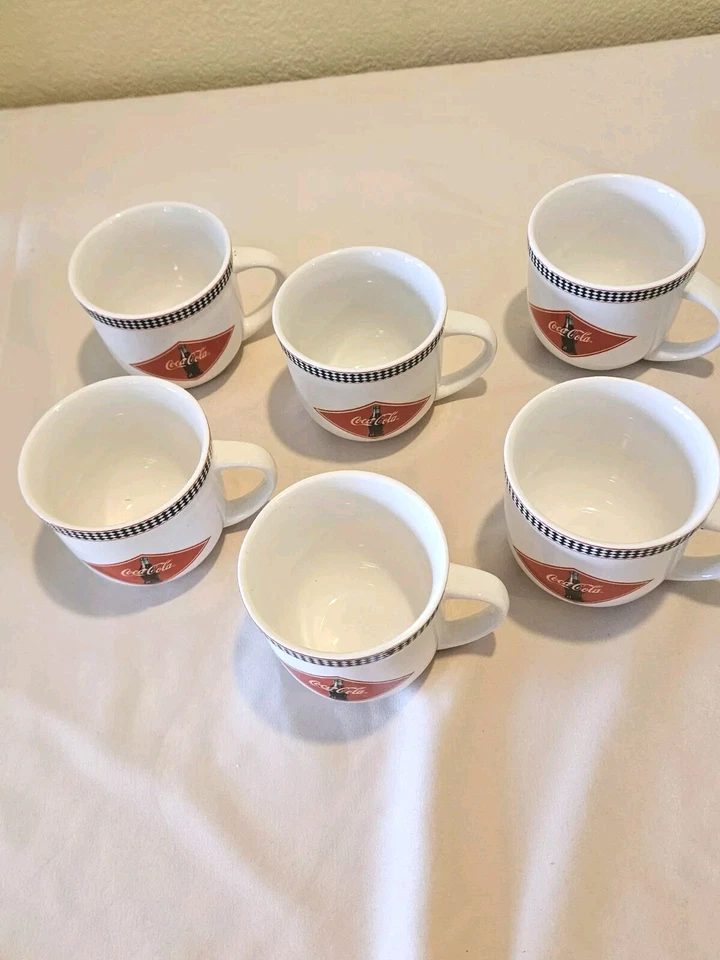 Set Of 6 - 2003 Coca Cola Gibson Coffee Cups. - Image 3 of 4