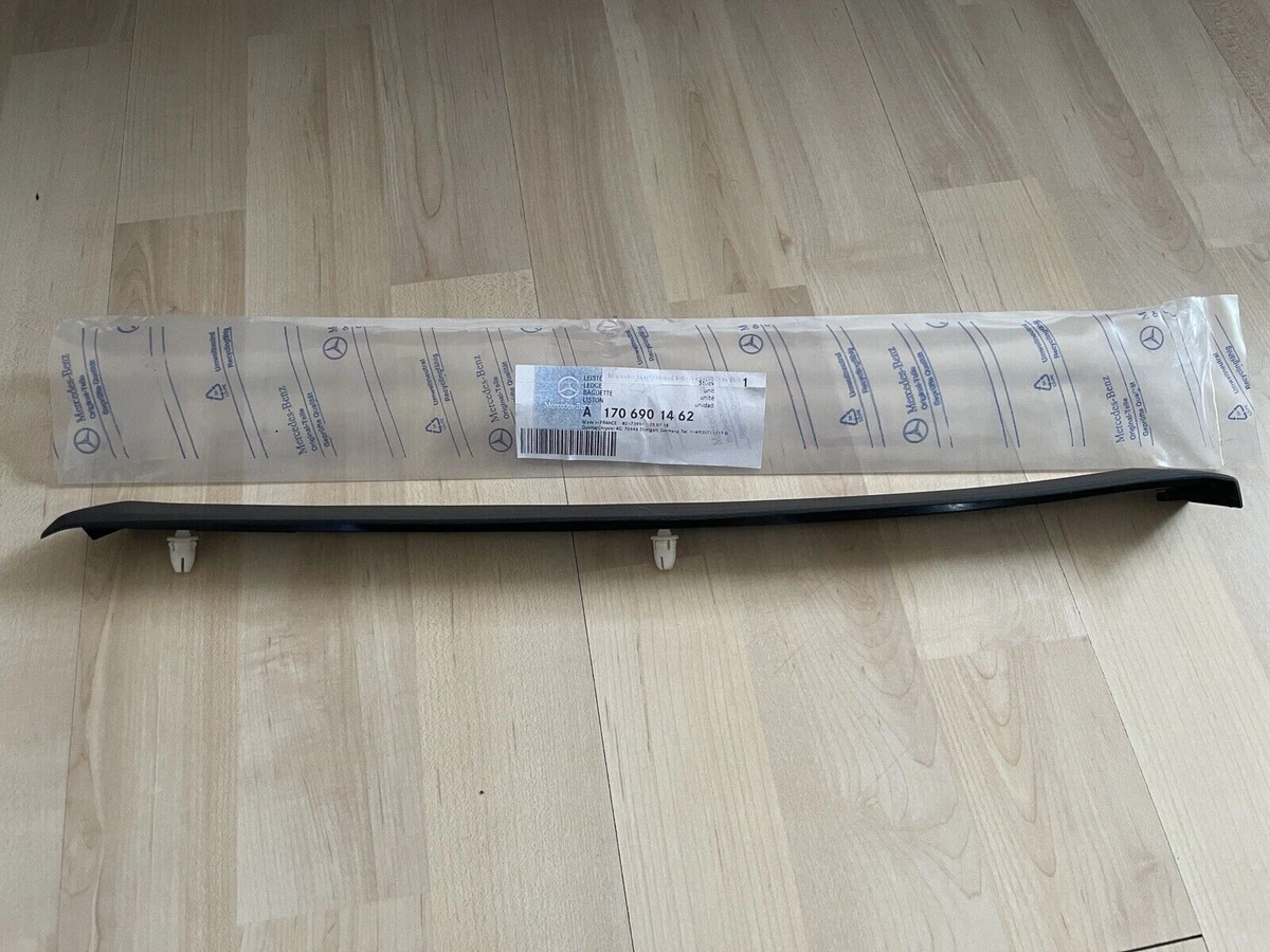 ORIG. MERCEDES SLK R170 LEISTE ZW. KOTFLÜGEL & SCHWELLER RE.-VO  