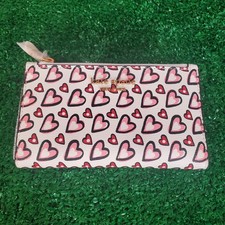 Cartera sin asas continental con cremallera corazones elegantes Kate Spade Morgan crema nueva (D20)