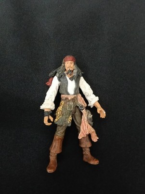 Figura jack sparrow sin chaqueta zizzle piratas del caribe