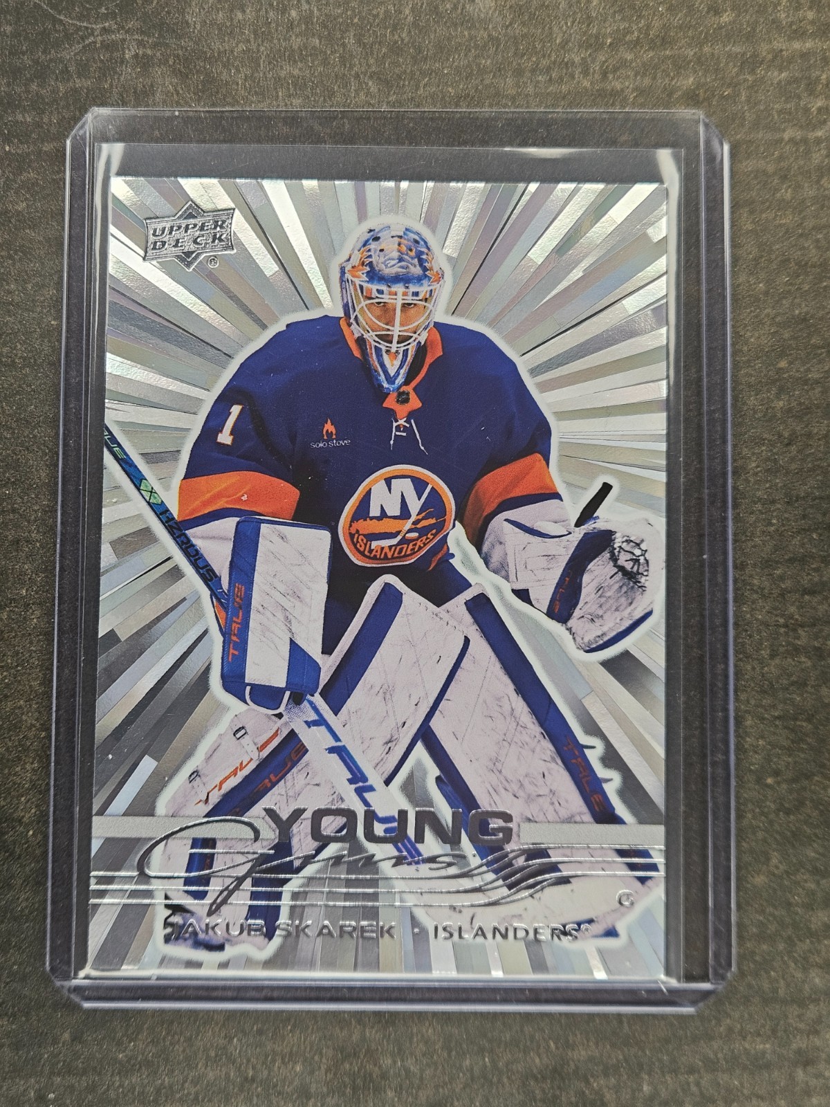 2025-26 Upper Deck Series 1 Jakub Skarek Young Guns Outburst #244 NY Islanders.