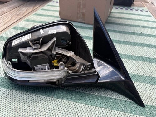 BMW Passenger Side Mirror Assembly (F30/F31, 2012–2018) – For Parts Only – As-Is
