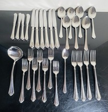 Oneida Stainless Flatware Julliard Pattern Cube Mark Glossy 30 Pieces