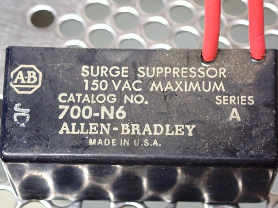 Allen Bradley 700-N6 Ser A 浪涌抑制器带保修(4 件装) — 第 4/4 张图片