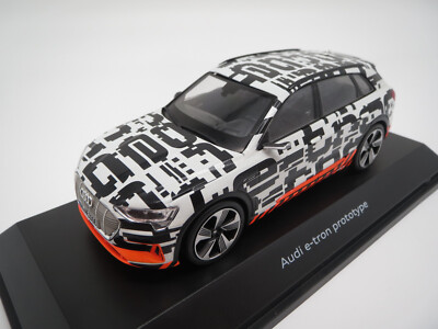 SPARK Audi  e-tron Prototype Händlermodell 1:43 OVP!!