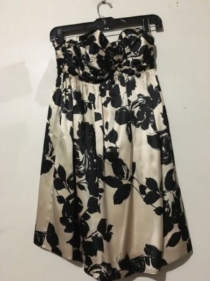 Milly New York 100% Silk Size 2 Tan Black Floral Dress Lined Women Stylish