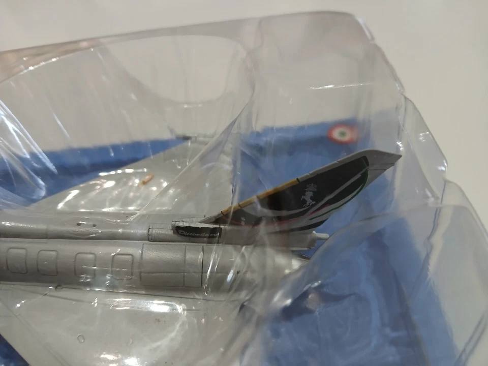 Italeri 1/100 Aerei Eurofighter 2000 Livrea Speciale Aeronautica Militare Italia - Immagine 2 di 2