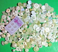 (200) VINTAGE TO NEW 1/4"-1/2" WHITE PLASTIC SHANK 2&4-HOLE CRAFT BUTTONS-T640