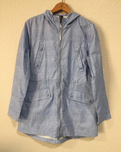 NWOT Mondetta Hoodie Running Rain 