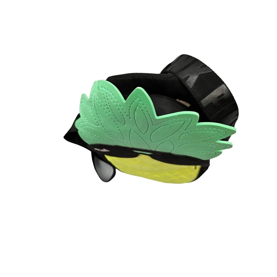 Victorias Secret 粉色菠萝冷藏箱 托特包 夏季海滩 午餐盒包 — 第 2/4 张图片