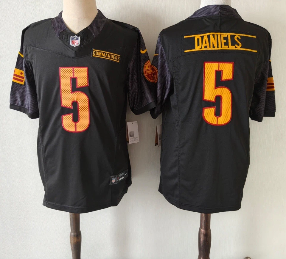 Camiseta de fútbol personalizada. Cualquier equipo, cualquier nombre, cualquier número, todo cosido Foto 3 de 4