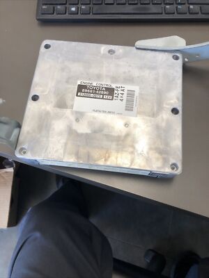 ✓2002-2004 Toyota Rav4 2.0L Engine Control Module Unit 1AZ-FE ECU