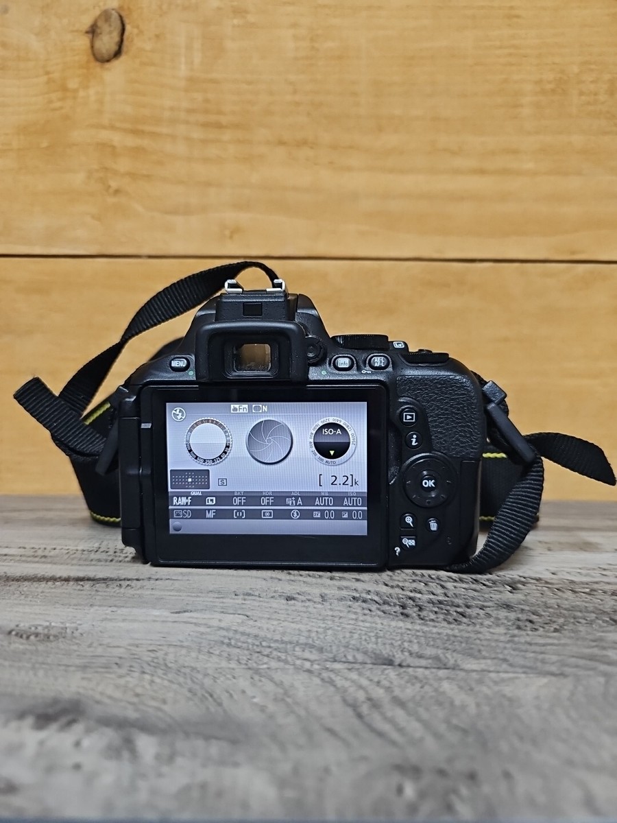 NIKOND5600➕α 01 NIKON D5600 24.1MP Digital Single-Lens Reflex Camera Body -EXC