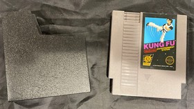 Kung Fu (5 Screw) Nintendo NES. Tested and works!