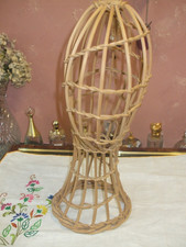 Tête à chapeau marotte mannequin rotin vintage 