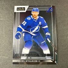 Steven Stamkos #S-3 2023-24 O-Pee-Chee Platinum Showmanship Tampa Bay Lightning