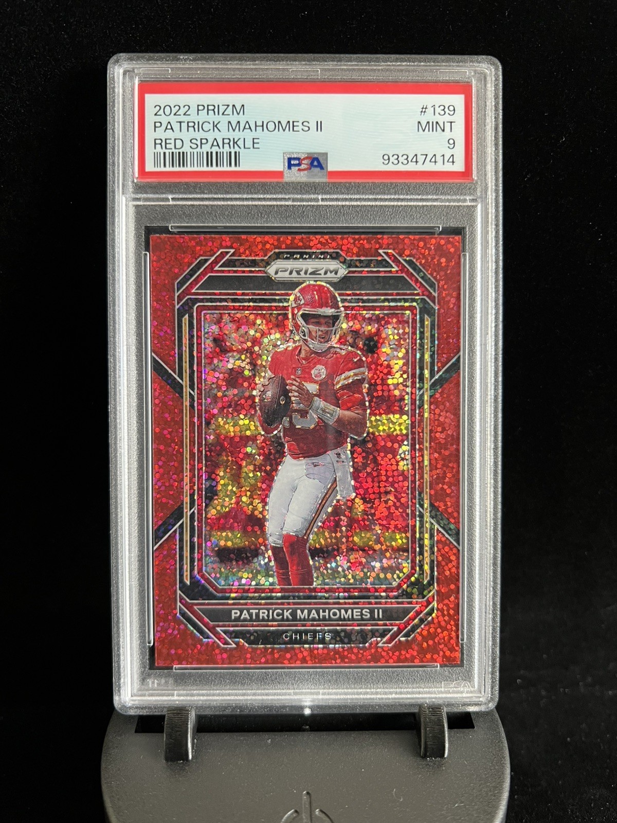 2022 Panini Prizm - Patrick Mahomes II #139 Red Sparkle Prizm PSA 9