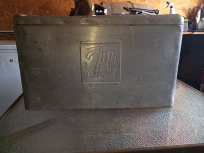 Vintage 1950's Embossed 7Up Aluminum Metal Cooler Ice Chest 22x13x13'' Read Info