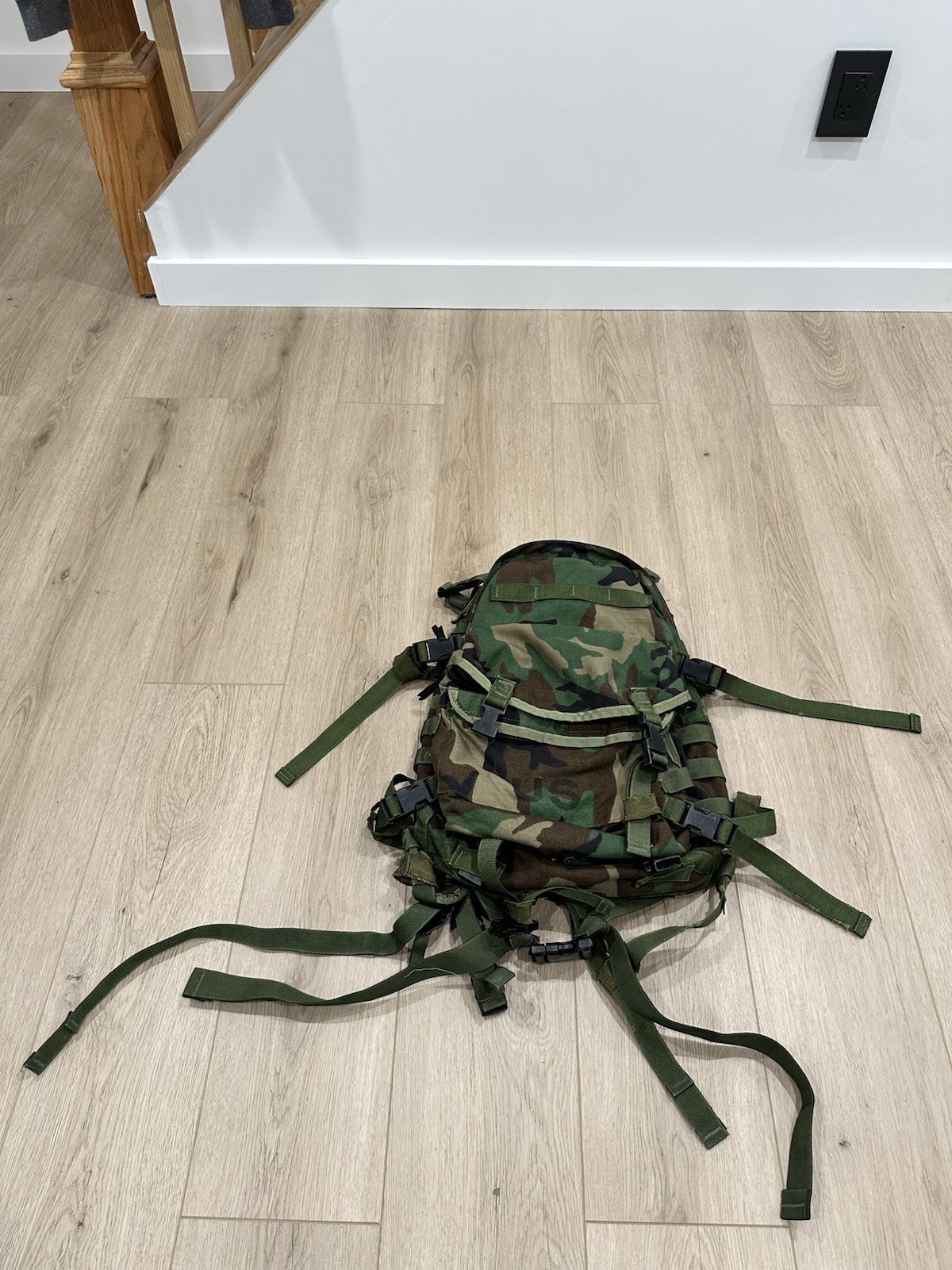 SPECIALTY DEFENSE SYSTEMS WOODLAND LARGE ASSAULT PACK STYLE 4095