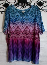Avenue Women's Top Size 22/24 Short Sleeve Multicolored V Neck