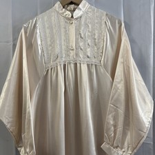 Vintage Womens M Ivory Satin Nightgown Long Modest Cottagecore Grannycore Robe