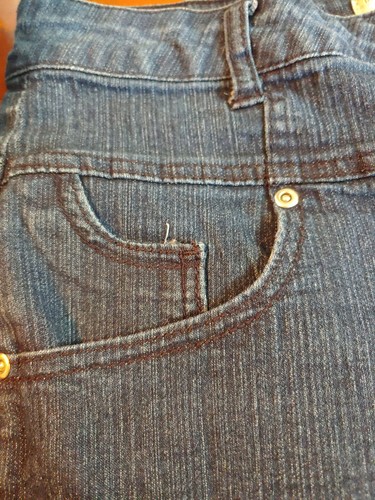 No Boundaries Shorts Womens Junior 13 Button Fly Pockets Blue Denim Stretch - Picture 7 of 8