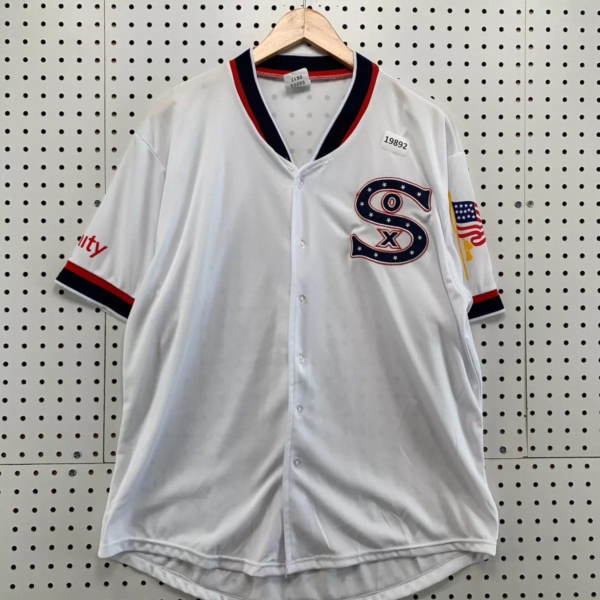 Chicago White SoX Jersey White Retro Vintage Logo Adult Medium XFINITY 24x29