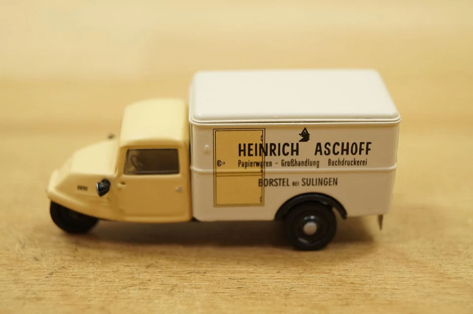 HO 1:87 NPE NA 88904 Triciclo Goliath GD 750 Furgone "Heinrich Aschoff" Beige - Immagine 3 di 4