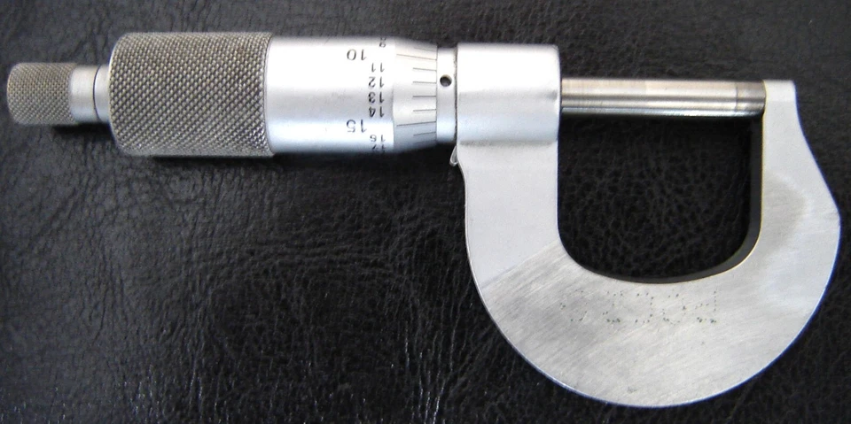 Mitutoyo Outside Micrometer 0-1" .001" Ratchet Stop,  made In Japan - Image 3 of 4