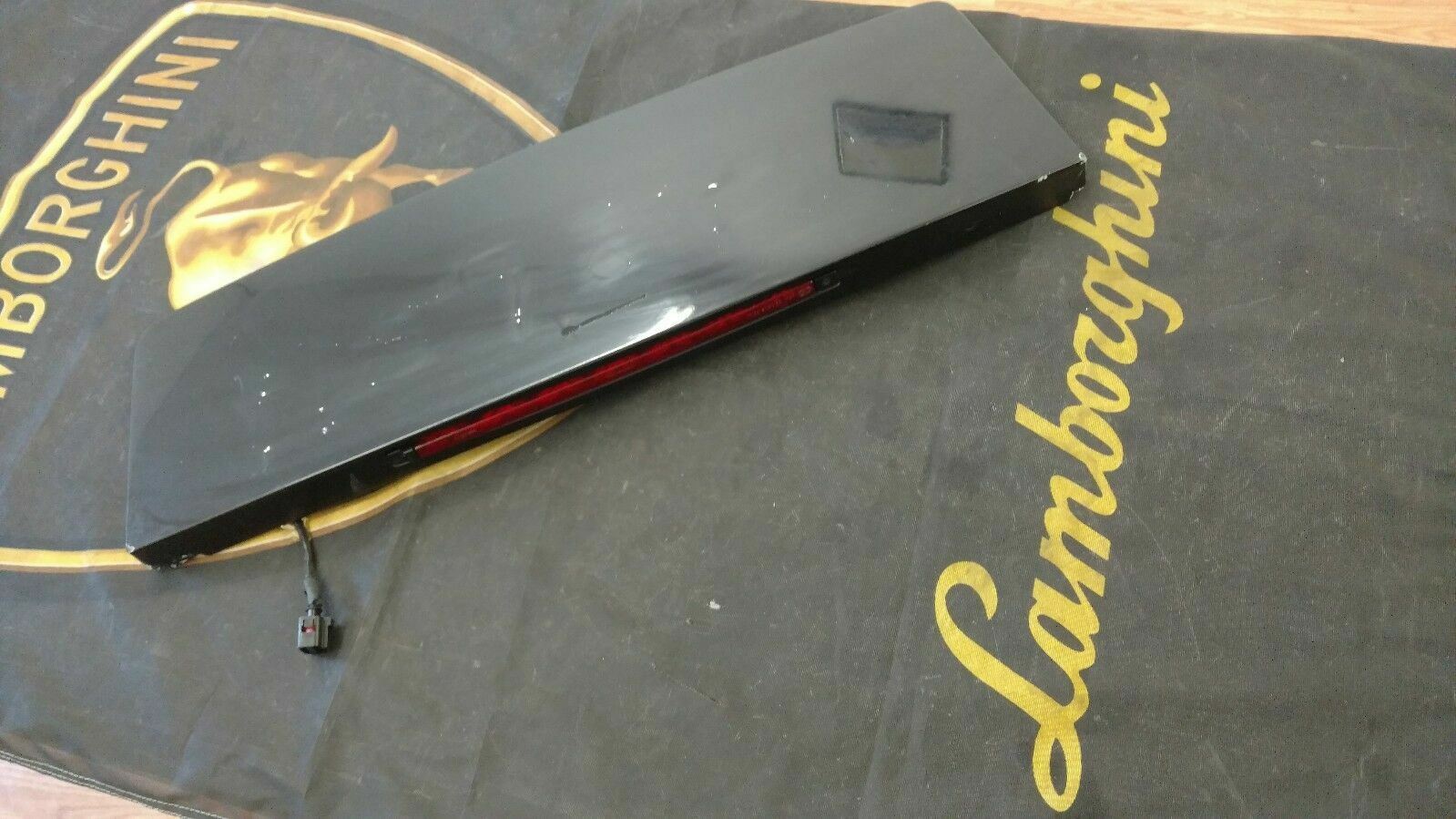 LAMBORGHINI MURCIELAGO REAR UPPER ROOF SPOILER BRAKE LIGHT PANEL OEM 418827991