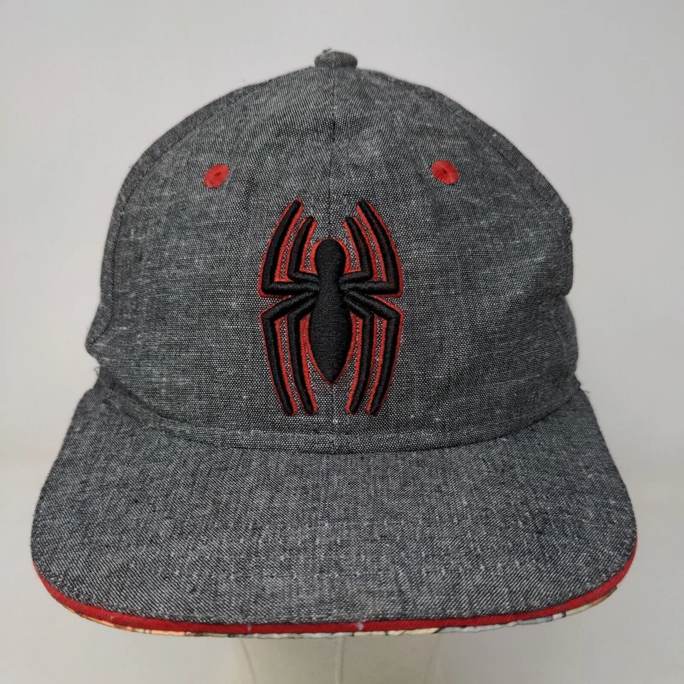 Sombrero con cierre a presión para niño Marvel Spiderman gris talla OS bordado logotipo de araña Foto 2 de 4