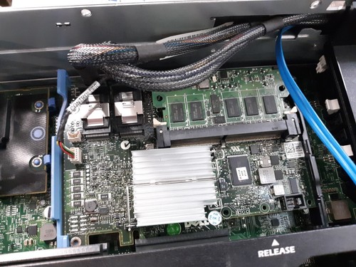 Dell PowerEdge R710 E02S Intel Xeon X5550 NO RAM HDD Server w/ 2x 870w PSU - Picture 6 of 13