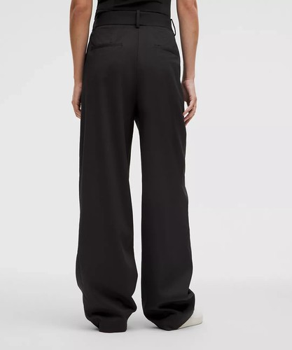 NEU lululemon Bundfaltenhose mit hohem Bund Regular. Neu mit Etikett UVP 148,00 $ - Bild 3 von 7