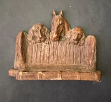 Vtg Syroco Wood 4 Smoking Pipes Stand w/Horse & Dogs USA Tobacco