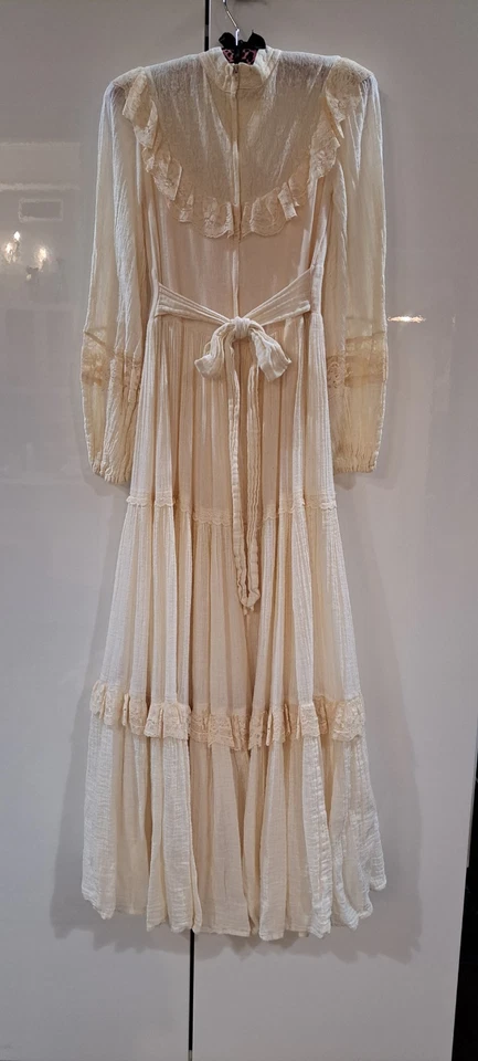 Vestido de novia Jessica by Gunne Sax años 70 de gasa de algodón natural Foto 2 de 2