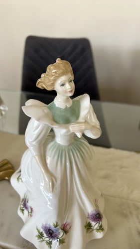 Royal Doulton Figur March Month Victorian HN 2707 Porzellan - Bild 7 von 9
