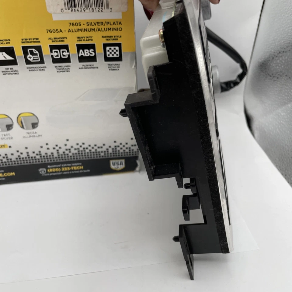 Metra Installation Kit for Most 2005-2007 Infiniti G35 Vehicles Silver W Display - Image 4 of 4