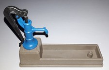 PLAYMOBIL Ritterburg 3666 Brunnen Pumpbrunnen Schwengelpumpe blau komplett