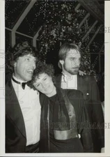 1984 Press Photo Jeremy Irons, Tom Stoppard & Glenn Close after play opening.