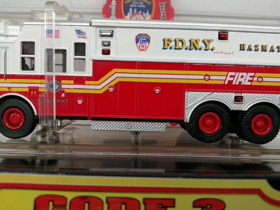 Code 3 F.D.N.Y. Hazmat 1/64 Diecast Model - New - Image 4 of 4