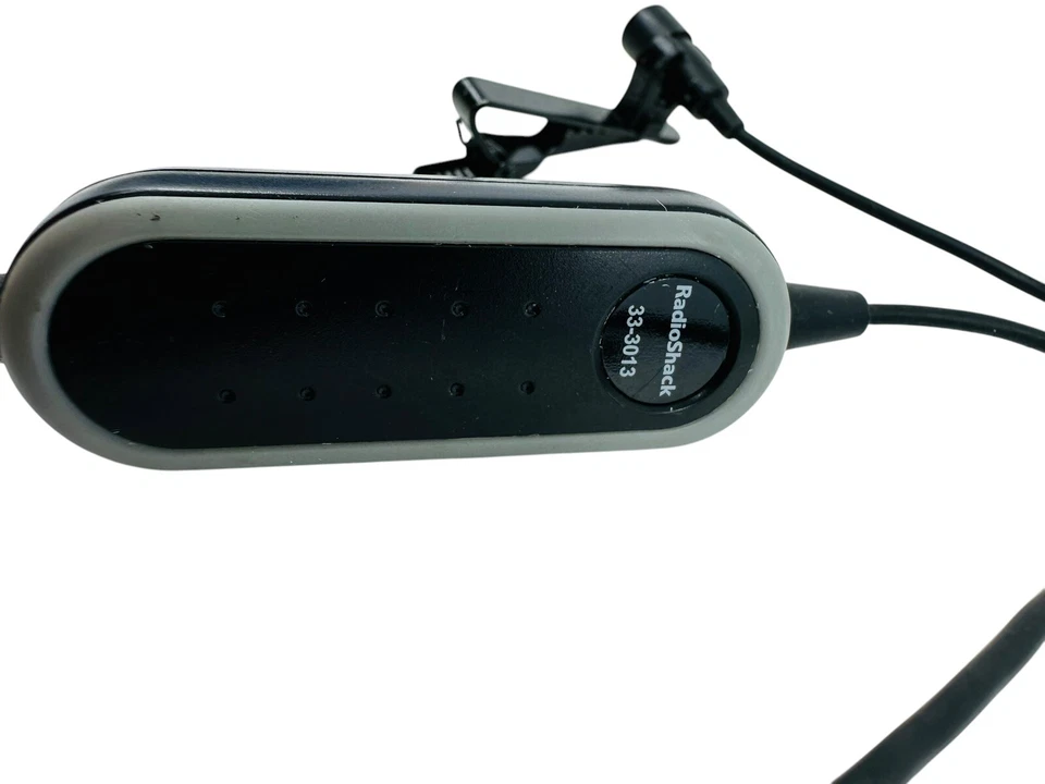 RadioShack Optimus 33-3013 Ominidirectional Tie-Clip Mircophone E861 - Image 2 of 4