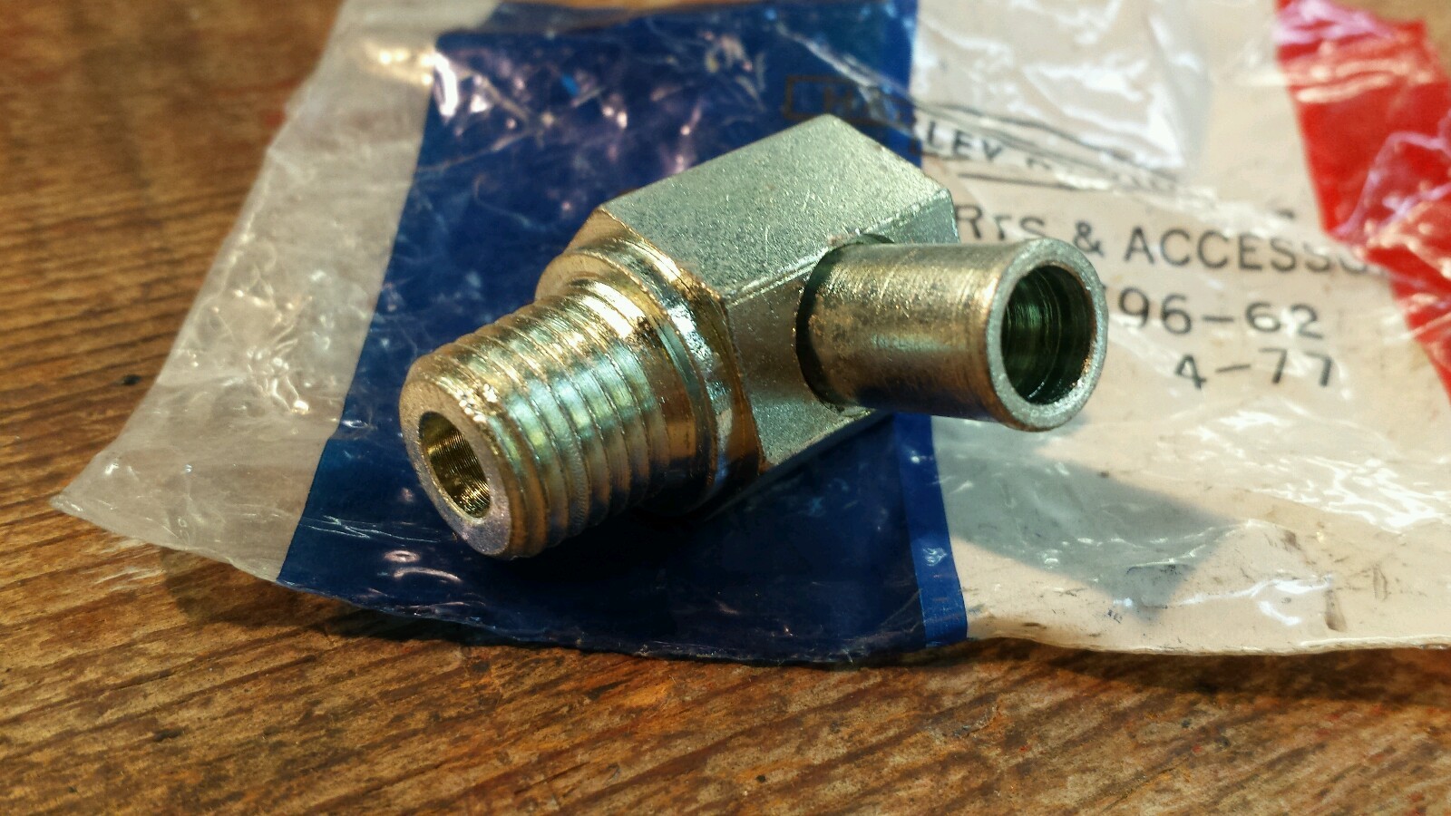 NOS OEM Harley Ironhead Sportster Oil Tank Fitting 6265 XR750 7277