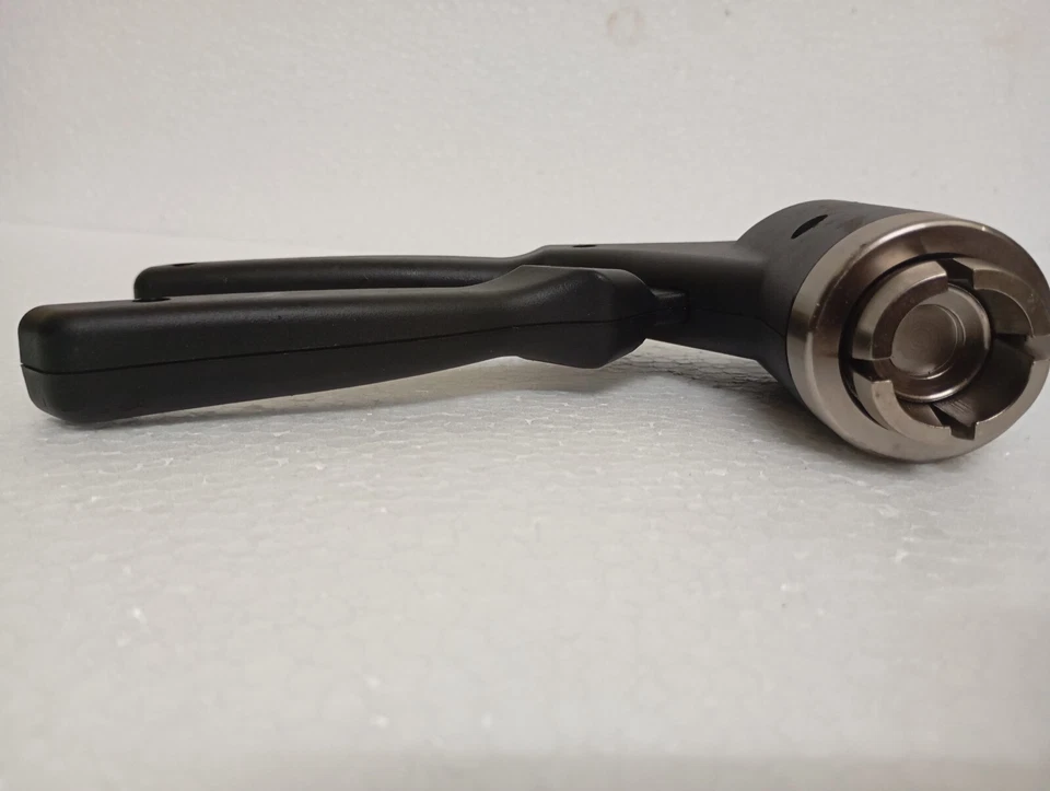 Agilent Ergonomic Manual Crimper for 20mm Caps 5040-4669 - Image 2 of 4