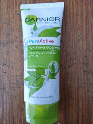 Garnier Skin Naturals Pure Active Neem with Tulsi Facewash, 100g