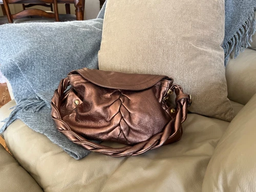 B MAKOWSKI Leather Purse Metallic Bronze, Gently Used